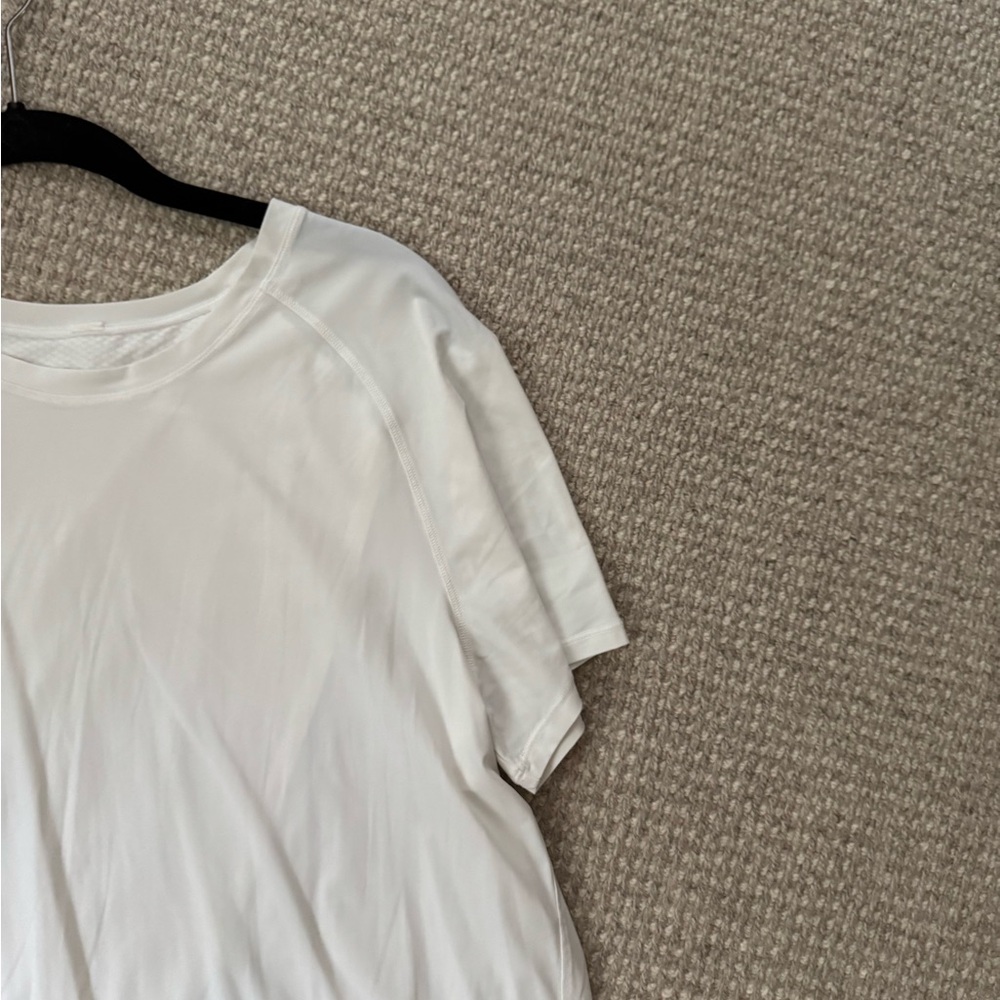 Lululemon Quick Pace Short Sleeve Top Sz. 8 - Picture 4 of 8